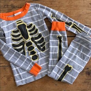 Hanna Andersson 110 Bones Striped Pajama Set Boys
